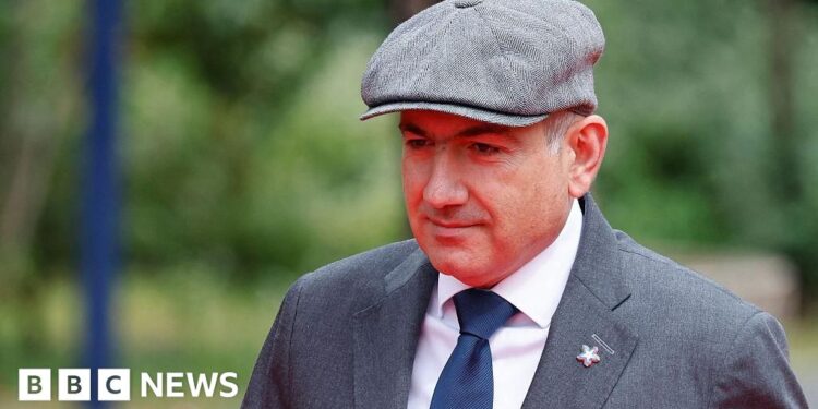 Armenia’s PM Pashinyan offers to expose himself in escalating Church row