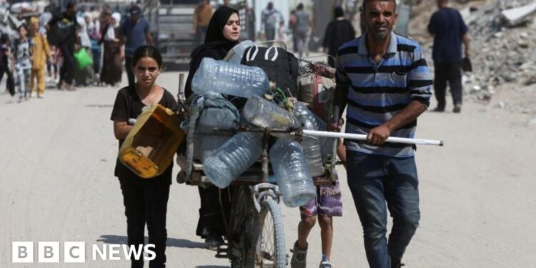 IDF says roads to Gaza aid centres are ‘combat zones’ as sites close for day