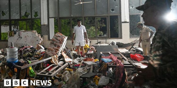 The terrifying moment when Air India plane crashed into a canteen