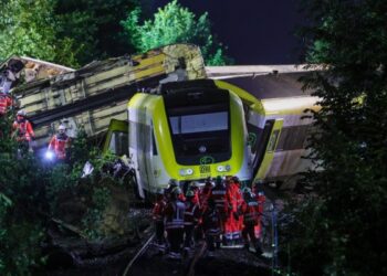 Passenger train derails in Germany, killing three and injuring dozens | Transport News