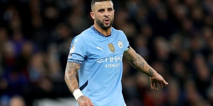 Kyle Walker joins Burnley from Man City on two-year deal