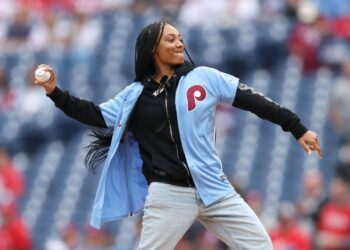 LLWS star Mo’ne Davis eyes women’s pro baseball league spot