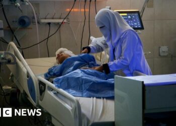 Gaza’s largest functioning hospital facing disaster, medics warn, as Israel widens offensive