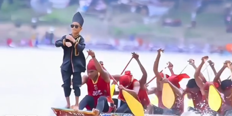 The 11-year-old kid who even has Travis Kelce dancing