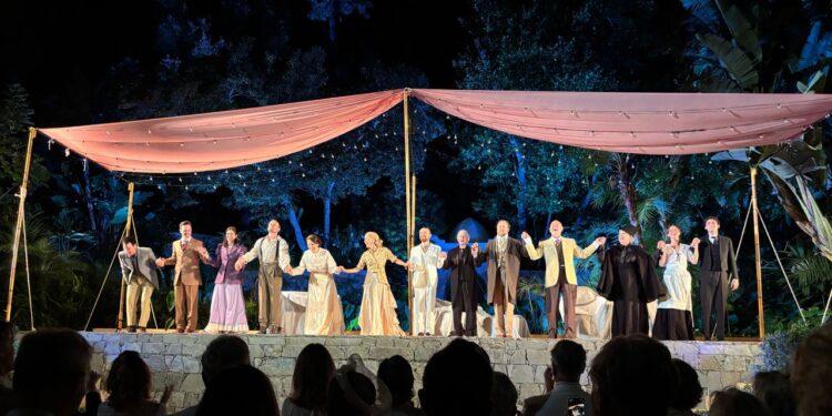 Shopping, Theater, Pizza by Moonlight: How Hamish Bowles Spent One Glorious Midsummer Weekend in Tangier