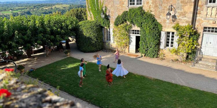 This Women’s-only Summer Camp in the French Countryside Had a 10,000-person Waitlist