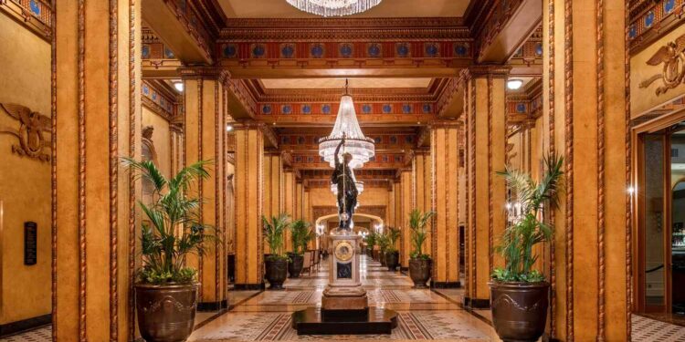 Review: The Roosevelt New Orleans