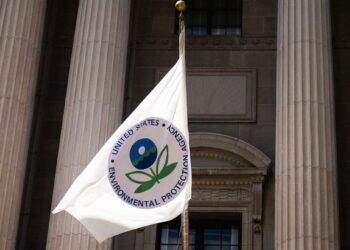 EPA Employees Still in the Dark as Agency Dismantles Scientific Research Office
