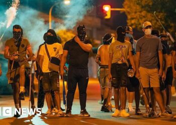 Fourteen people arrested following anti-migrant riots in southern Spain