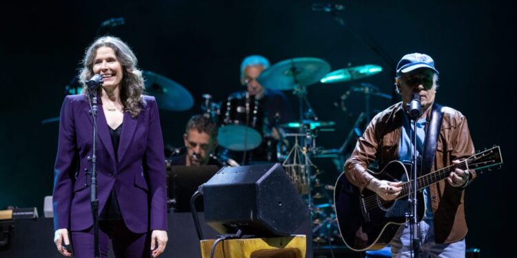 Paul Simon’s Triumphant Comeback Tour Hits Disney Hall: Concert Review