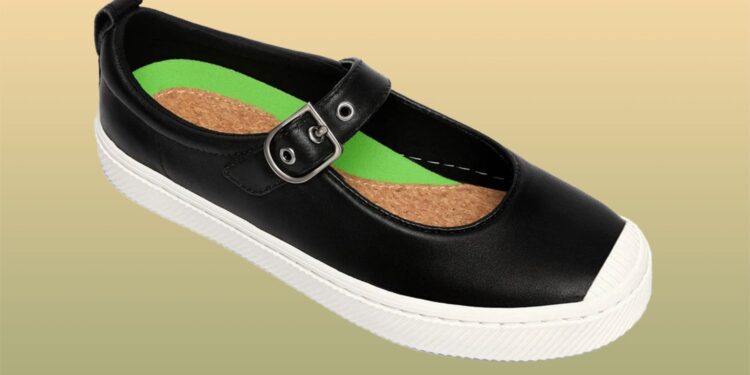 Cariuma Shoes Dropped Mary Jane Sneakers