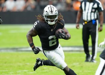 2025 fantasy football mock draft – Ashton Jeanty in top 5, before Saquon Barkley and Christian McCaffrey