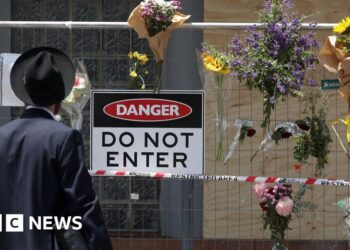 Australia expels Iranian ambassador over antisemitic attacks