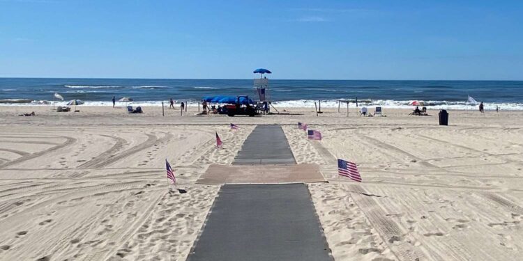 This Stunning Beach Was Named No. 1 in the U.S.