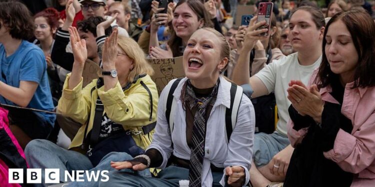 Young Ukrainians get their way as Zelensky overturns law to defuse crisis