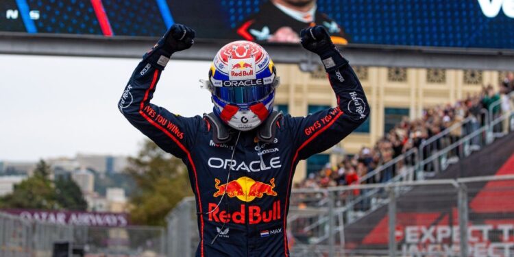 Verstappen’s F1 win in Baku has McLaren hearing ‘Jaws’ theme