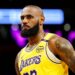 Lakers leave future up to LeBron James, extend coach JJ Redick