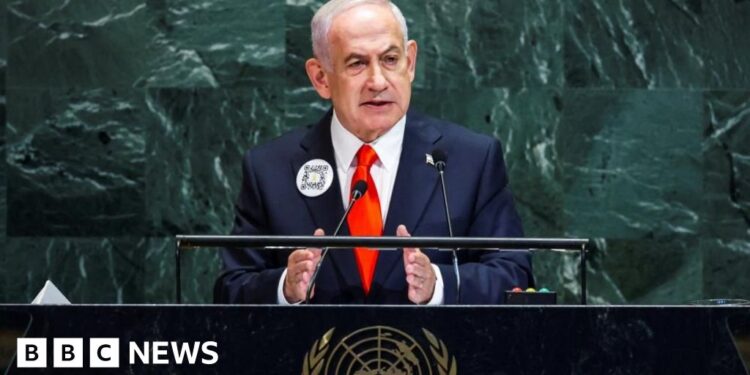 Netanyahu attacks Palestinian recognition as dozens walk out of UN speech