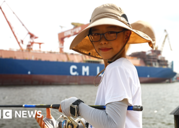 China’s huge navy is expanding at breakneck speed