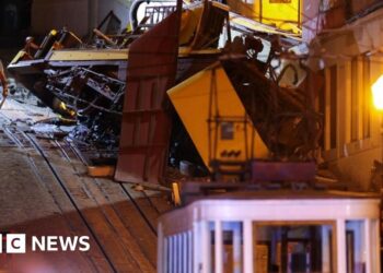 Portugal in shock as Lisbon funicular crash leaves 15 dead