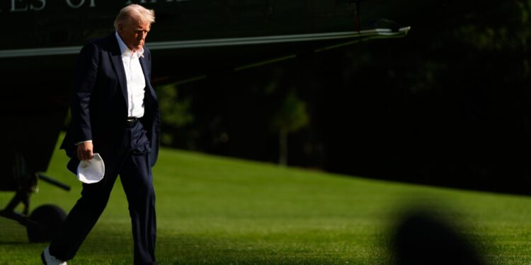 Trump to meet Republican, Democratic leaders as US gov’t shutdown looms | Donald Trump News