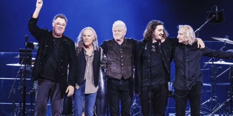 Eagles Extend Las Vegas Sphere Residency Into 2026