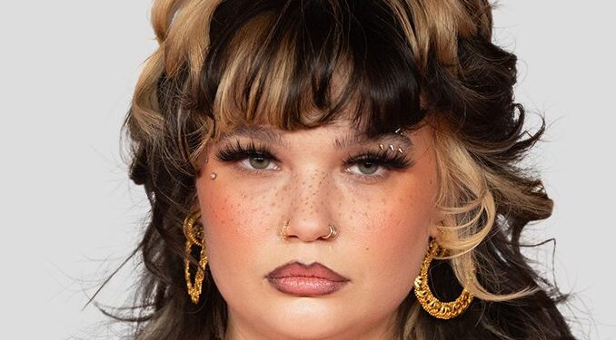 Lola Young ‘OK Now’ After Collapsing During All Things Go Performance