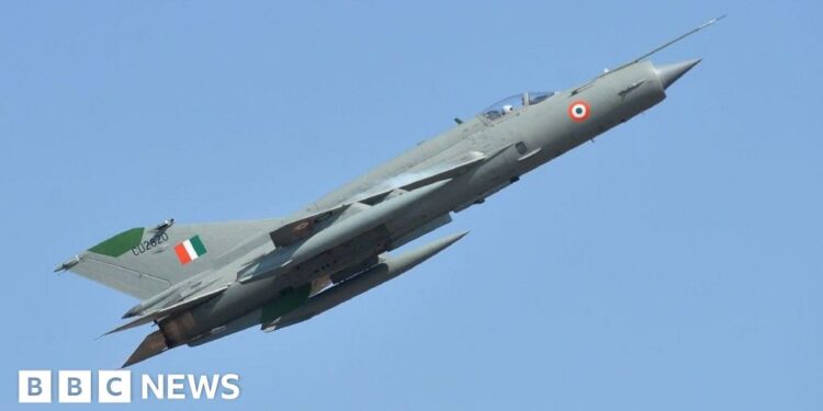 Sun sets on India’s iconic and controversial Soviet fighter jet