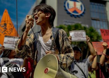 Fury over corruption and ‘nepo babies’ as floods paralyse daily life