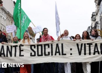 National strike by Belgium’s big unions hits public transport, airports and ships