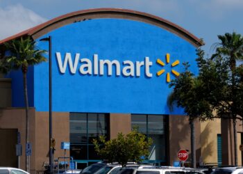 Walmart to phase out synthetic dyes in its US private label food brands | Retail News