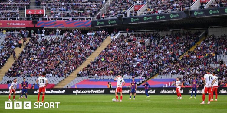 Barcelona in Miami: More players stand still as La Liga protests continue