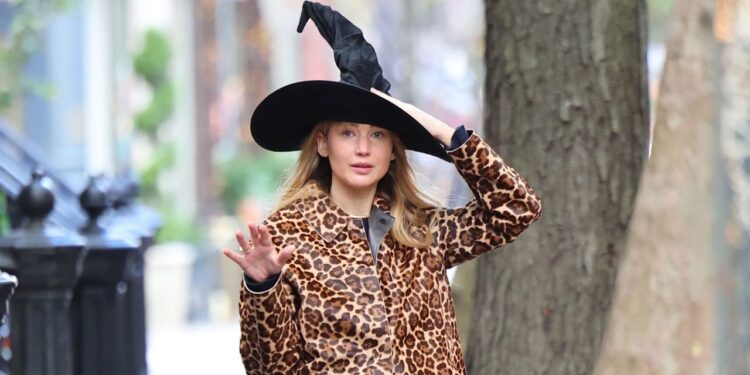 Jennifer Lawrence Adds a Surprising, Seasonal Accessory to Her Fave Leopard Coat