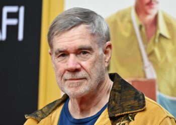 Gus Van Sant Talks ‘Dead Man’s Wire’ and River Phoenix Memories