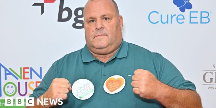 British social media star detained in Australia over visa