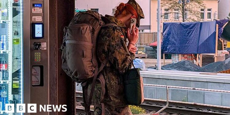 Row over bringing back military service splits German government