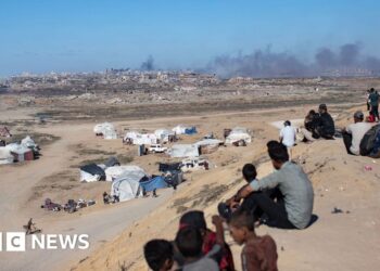 Hamas military leader in Gaza objects to ceasefire plan, BBC understands