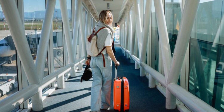 6 Travel Essentials for the ‘Airport Theory’ Challenge