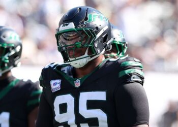 Jets trade Quinnen Williams to Cowboys for 2 picks, Mazi Smith