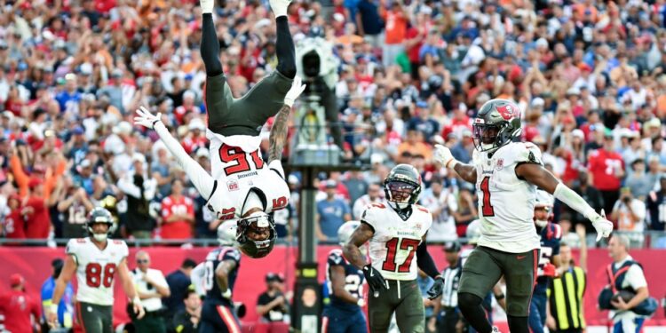 Fantasy football free agent pickups: Key additions to fuel your playoff hunt