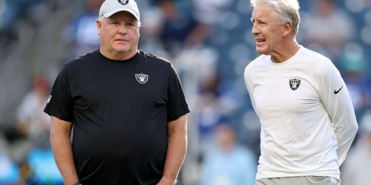 Raiders’ offense not making strides under Carroll, Kelly