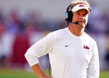 Decision on Kiffin’s future to come after Egg Bowl, AD says