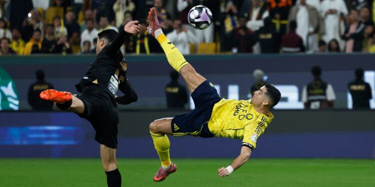 Cristiano Ronaldo scores superb bicycle kick in Al Nassr win | Football News