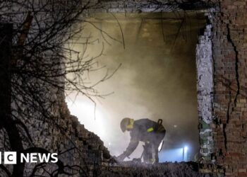 Drone strikes hit Kyiv residential areas despite peace moves