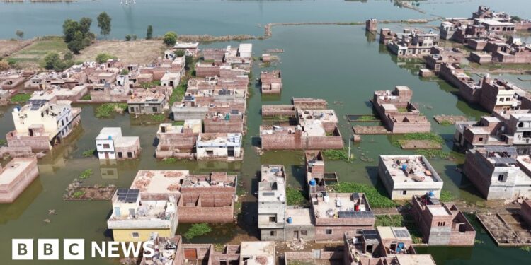 How climate change is worsening Pakistan’s deadly floods