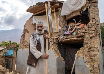 Afghan earthquake survivors face winter cold after deadly quakes | Earthquakes News