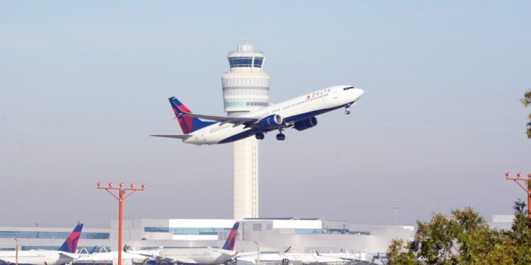 US airlines begin cancelling flights amid government shutdown | Aviation