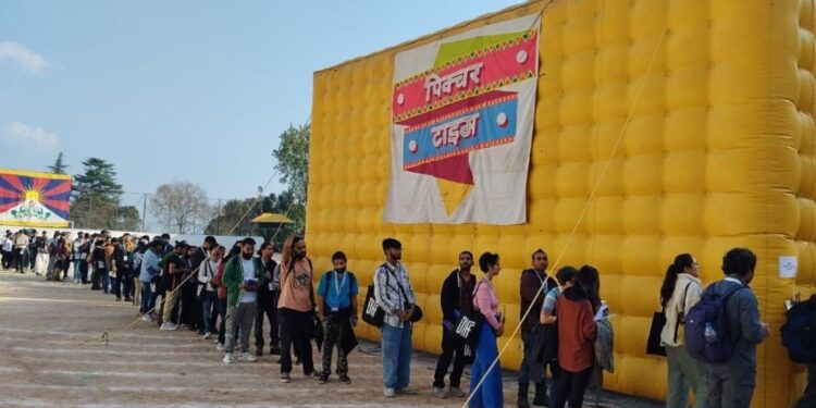 Shah Rukh Khan Classics Among Programming for IFFI’s Inflatable Cinema