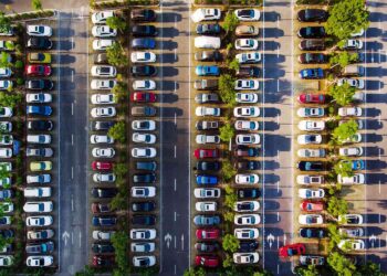 This Viral Science Hack Can Help You Find Your Car in a Crowded Parking Lot