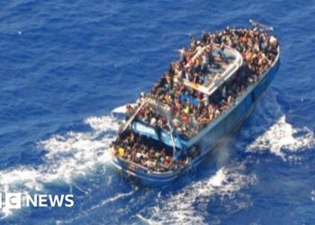 Greek coastguard chief to be prosecuted over deadly migrant shipwreck